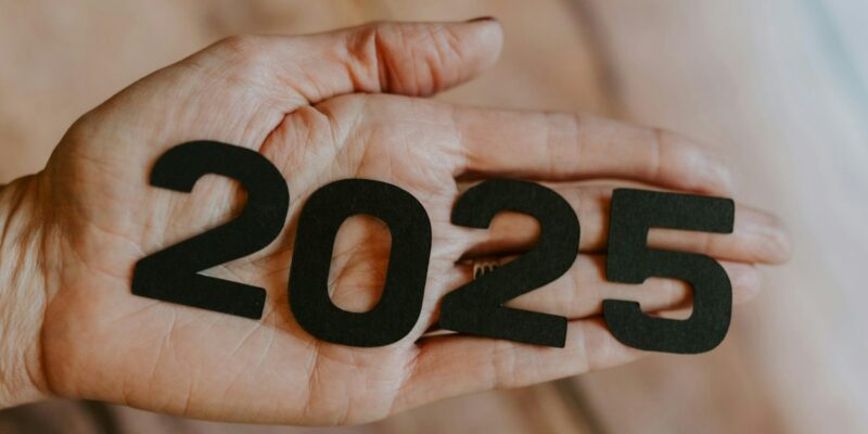 make=up trends 2025